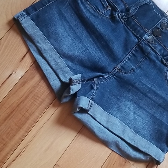 SO Denim jean shorts lot, sz 16 & L, EUC - Picture 9 of 11